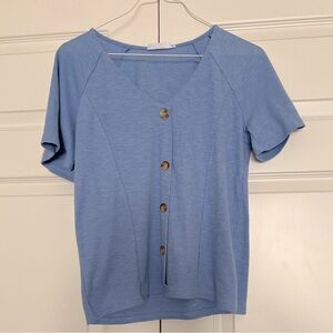 Short Sleeve Blue Top with Brown Buttons - Elodie (L)